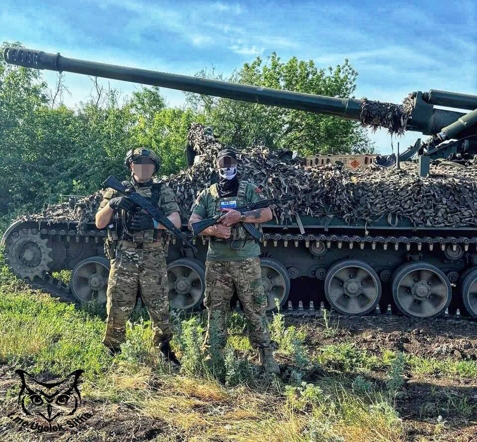 乌克兰亚速营前参谋长:乌军前线炸锅了,俄军即将实现两次大包围