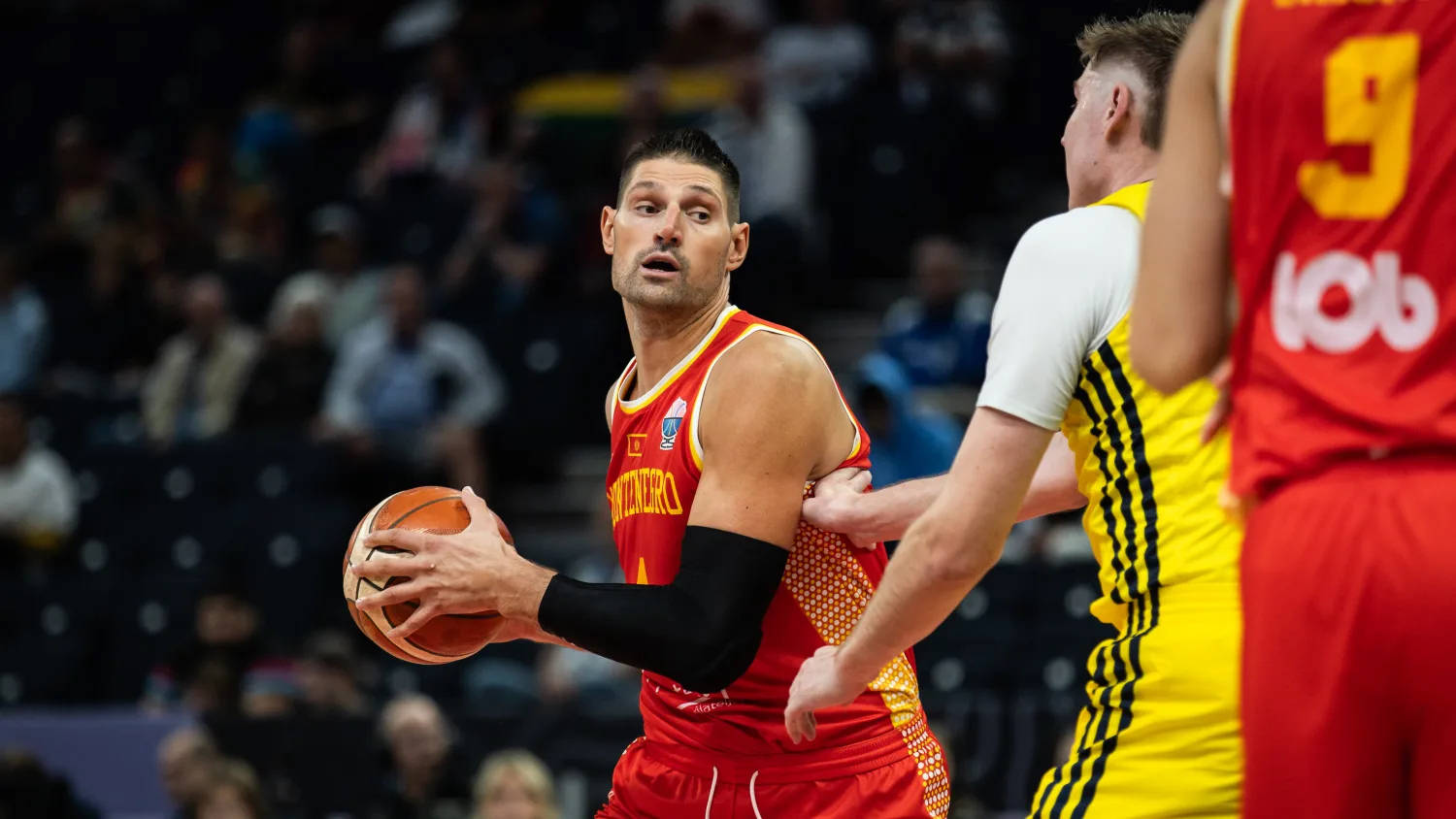 欧洲杯综述:德国狂胜英国63分 申京连续三场20+5+5