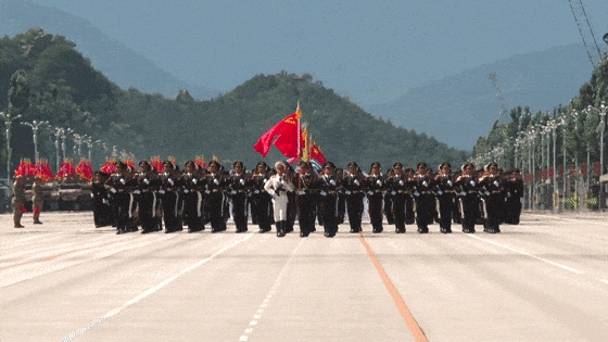 纪念大会即将开始！受阅部队已在长安街列阵，准备就绪