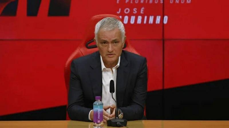 早知道|穆里尼奥说执教费内巴切是个错误 早知道|穆里尼奥说执教费内巴切是个错误