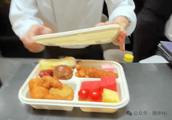 上海五星级酒店，突然大排长龙！25元装满满一盒，菜品可自选，市民直呼划算