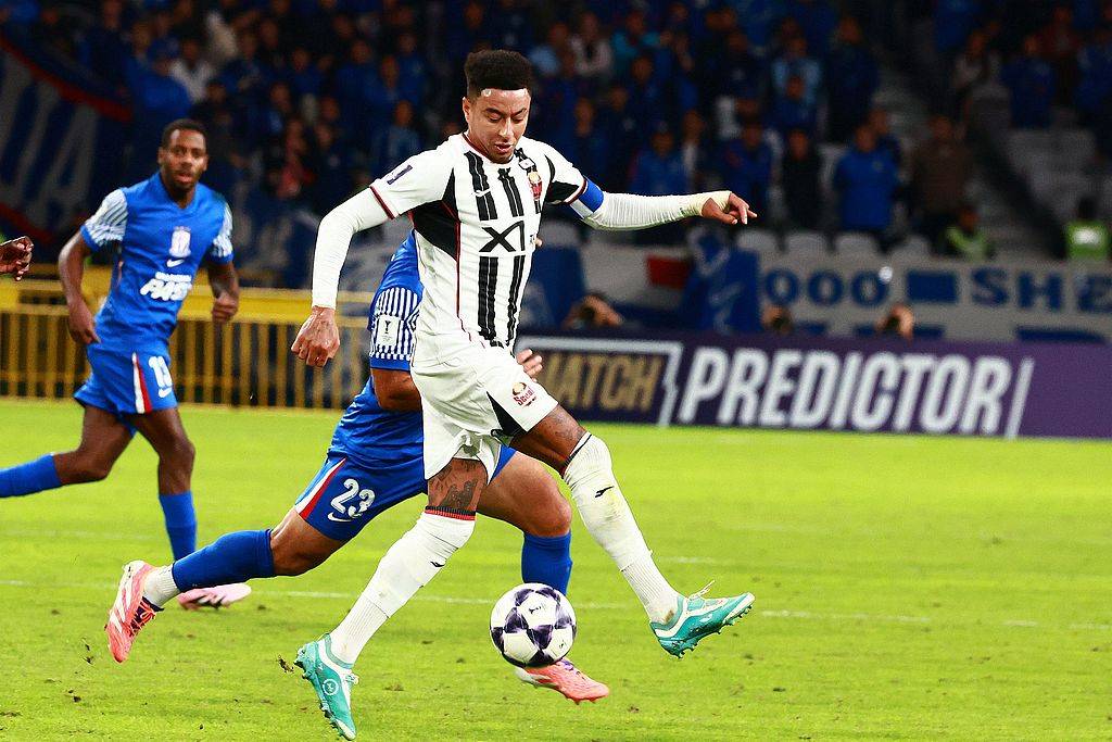 亚冠-阿苏埃破门+伤退路易斯替补建功 上海申花2-0首尔FC