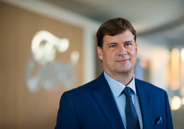 福特CEO：不像中国人那样强壮，就很难活下去