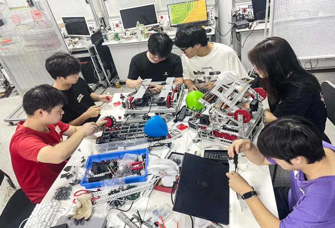 VEX(vex机器人) VEX(vex机器人)